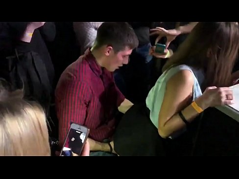 ❤️ ਇੱਕ ਰੂਸੀ ਨਾਈਟ ਕਲੱਬ ਵਿੱਚ ਅਸਲੀ ਸੈਕਸ. ਗੁਦਾ ਅਤੇ ਯੋਨੀ ਵਿੱਚ 18 ਸਾਲ ਦੀ ਉਮਰ ਦੀ ਰੂਸੀ ਕੁੜੀ ਇੱਕ ਨਾਈਟ ਕਲੱਬ ਵਿੱਚ fucked ❤️ ਗੁਦਾ ਪੋਰਨ